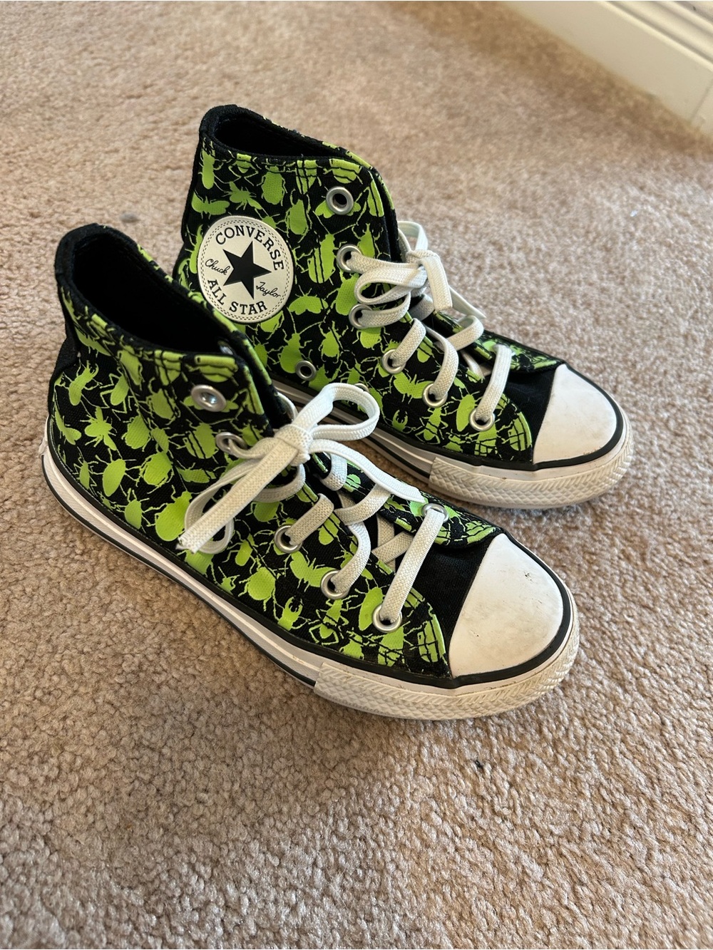 Converse Glow in the Dark Hi-Tops J11